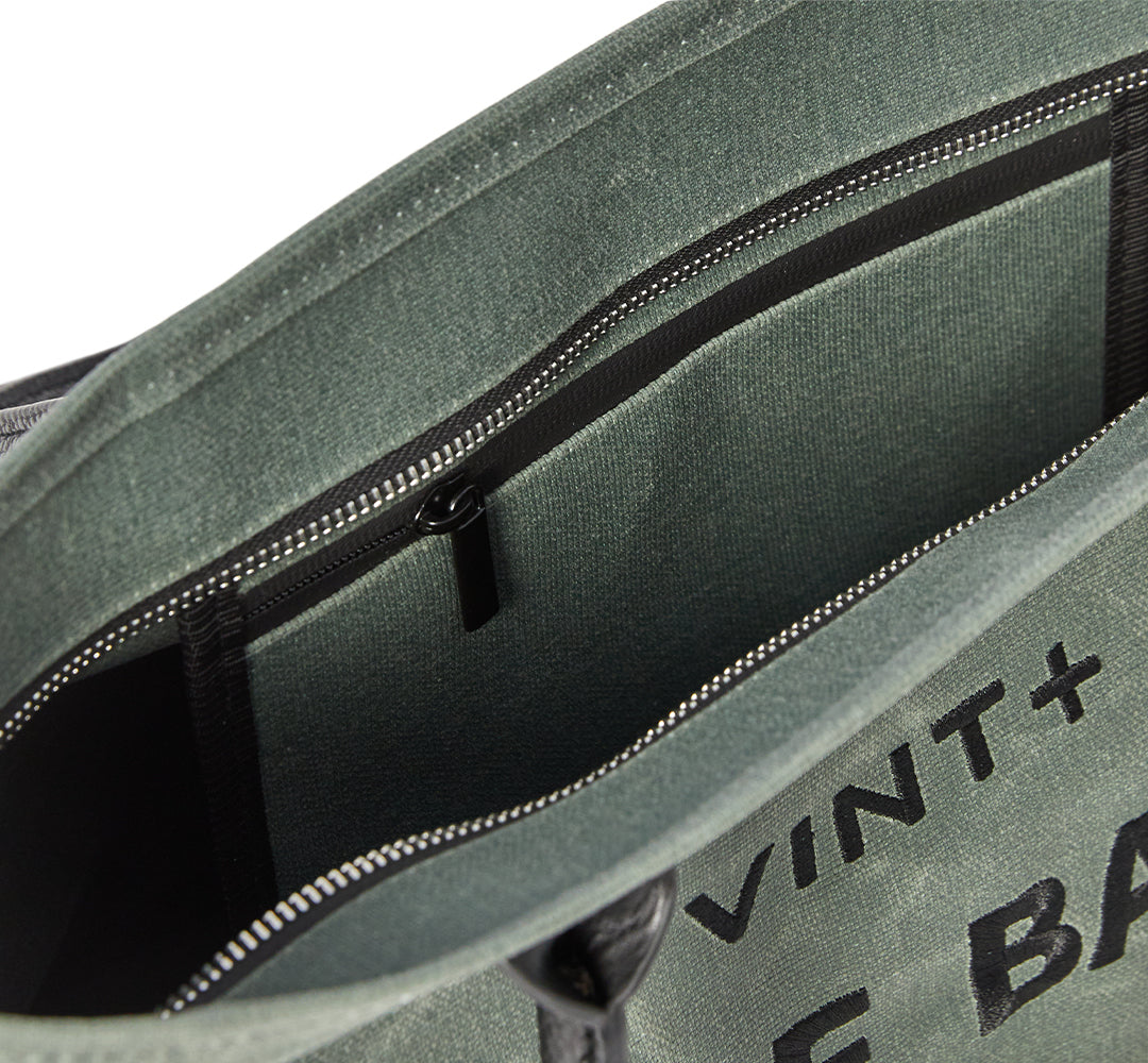 WAXED CANVAS FINE BAG - BIG - LODEN GREEN (Leather Strap incl.)