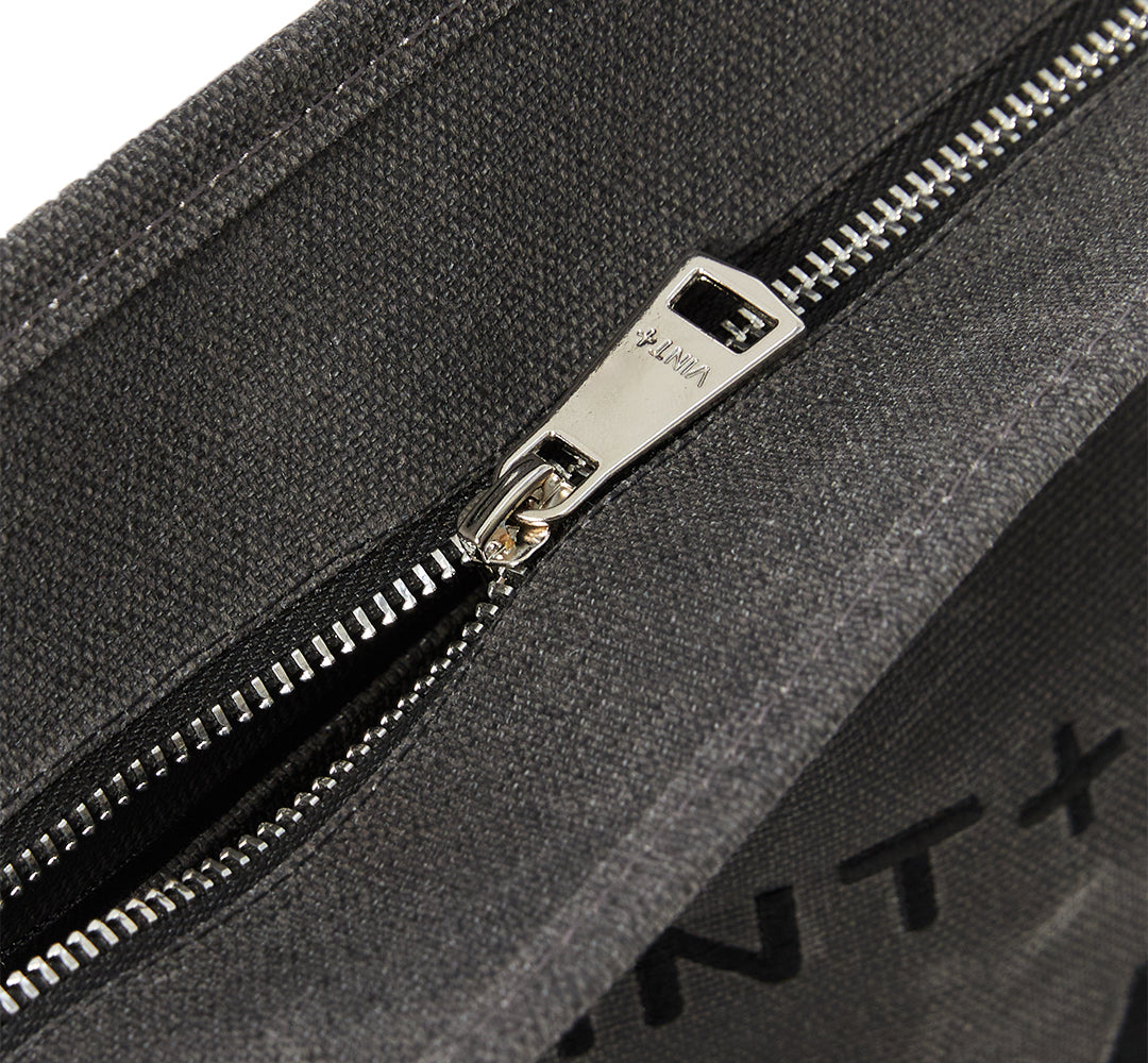 WAXED CANVAS FINE BAG - BIG - ANTHRAZIT (Leder Strap inkl.)