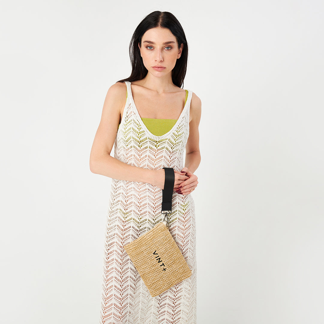 STRAW CLUTCH MIT KETTE - SCHWARZ