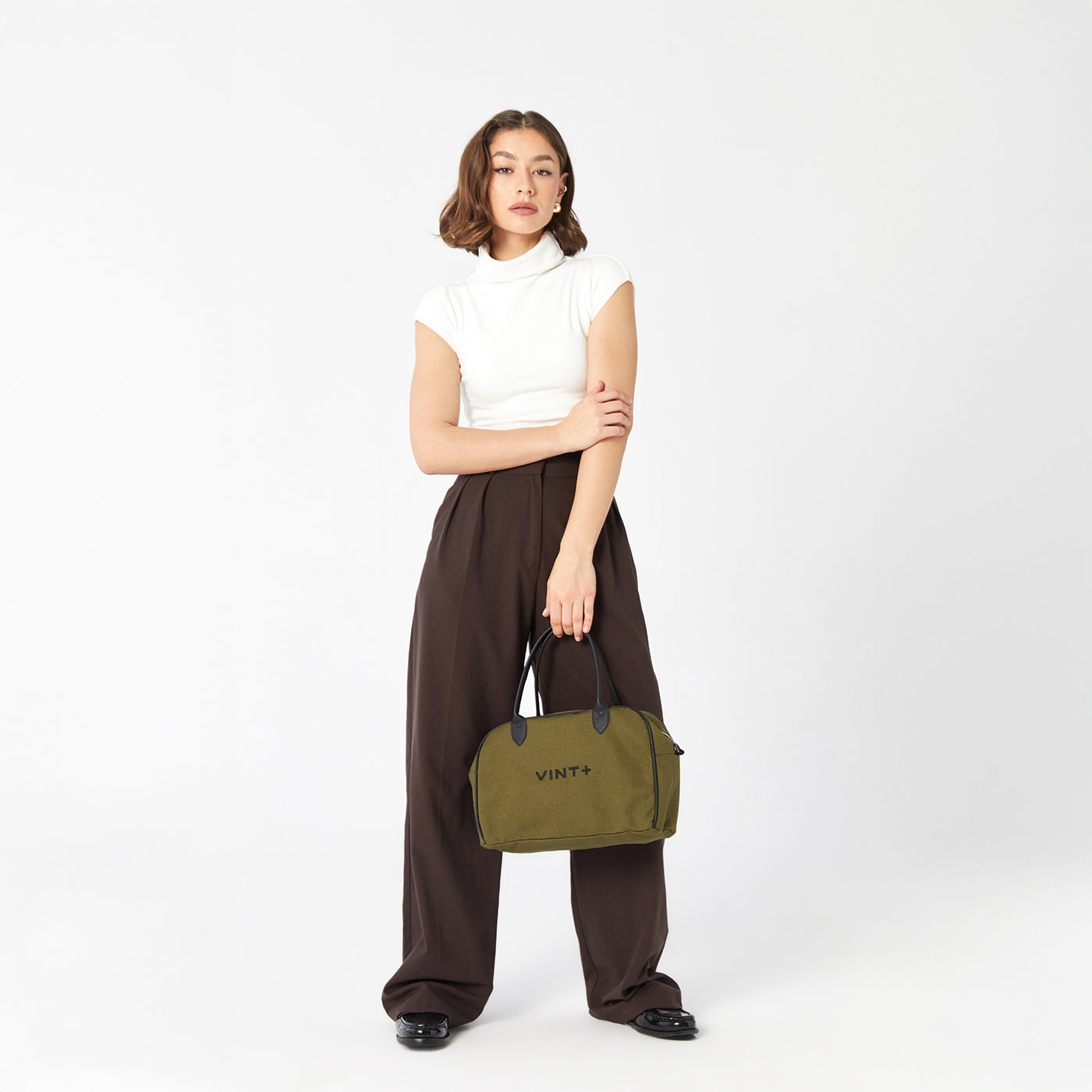CANVAS BOWLING BAG - KHAKI (leather strap incl.)